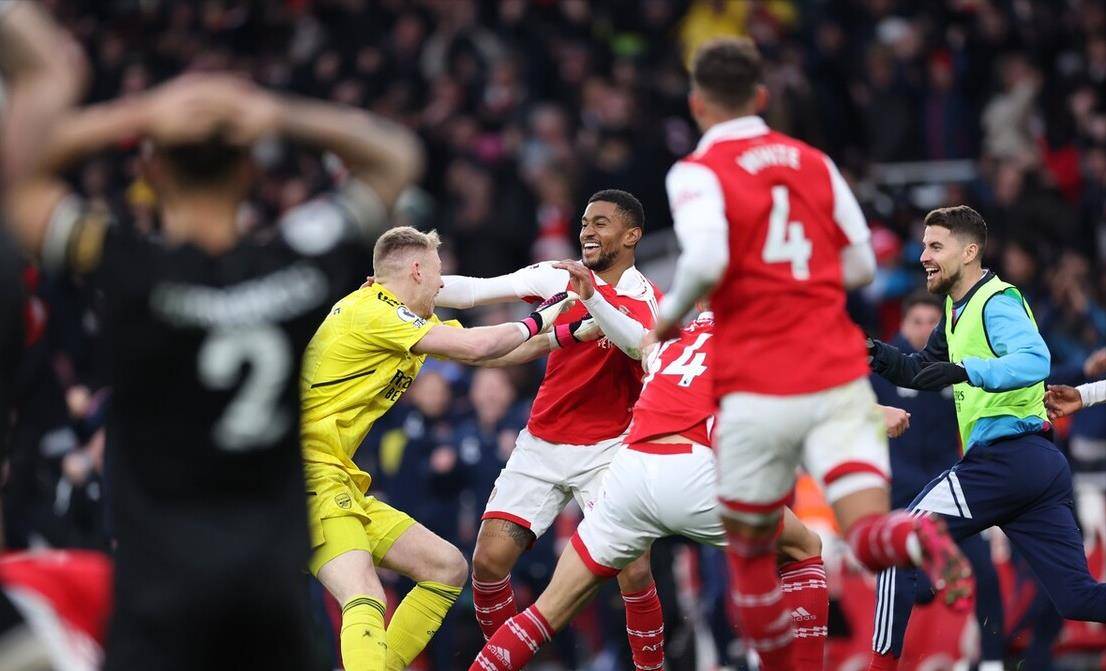 爱游戏体育-赛后亚冠传出新动向,阿森纳强势反弹,管理层表态——更衣室稳定,医务组通报恢复的简单介绍