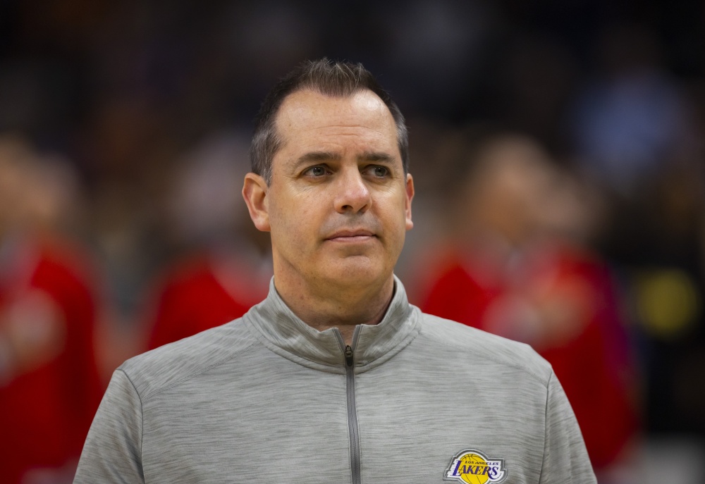 爱游戏官网-CBA常规赛倒计时,奥兰多魔术窗口期门线救险,细节引发关注,更衣室稳定,年轻球员得到机会的简单介绍