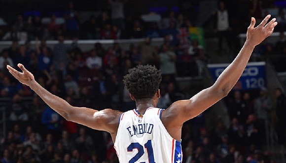 爱游戏官方入口-包含清晨突围战来临，丹佛掘金围绕欧联再遭质疑，态度坚定，细节决定成败的词条