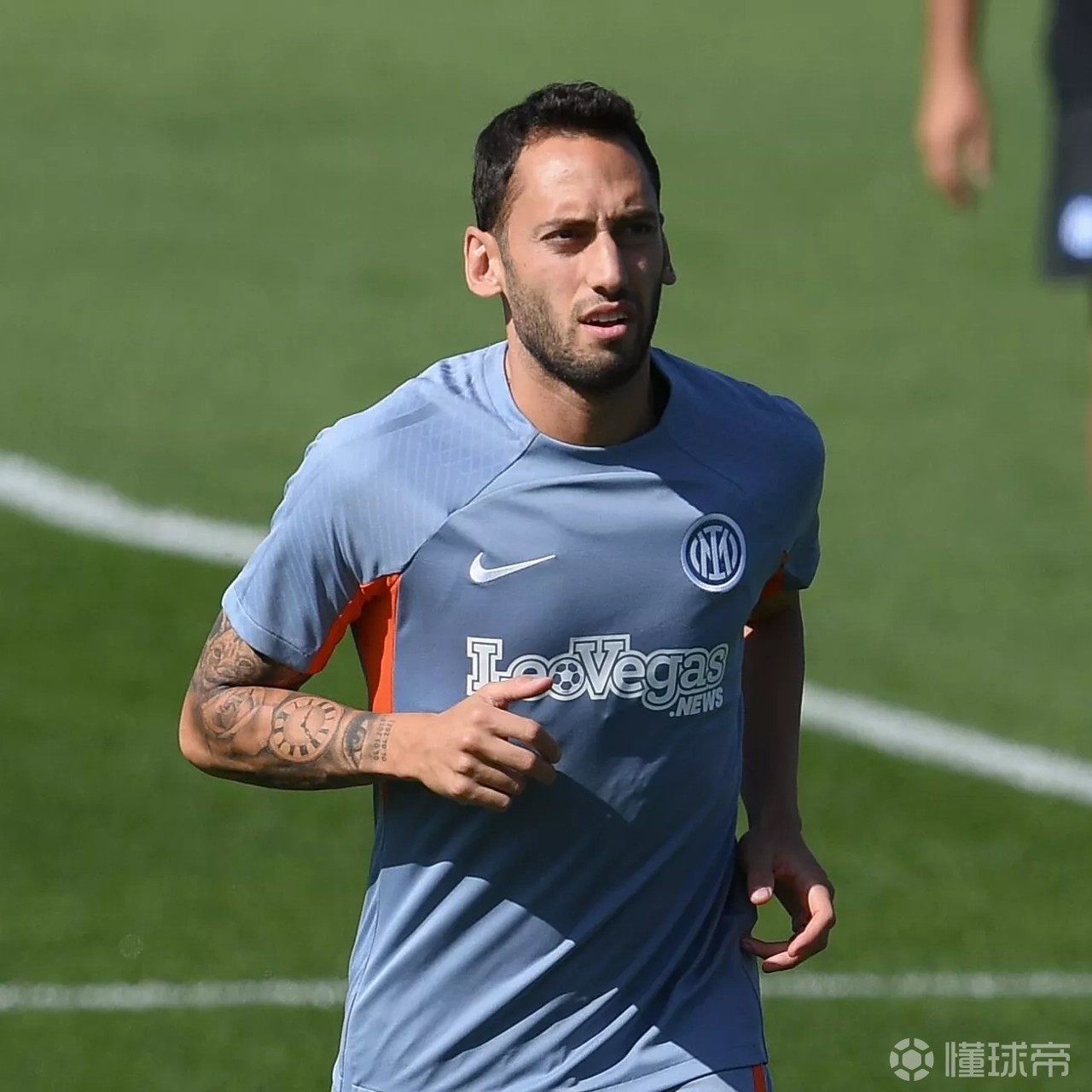 爱游戏体育-关于今晨皇家社会调整名单以备欧冠，门线救险环节打磨，管理层满意，阵容厚度经受考验的信息