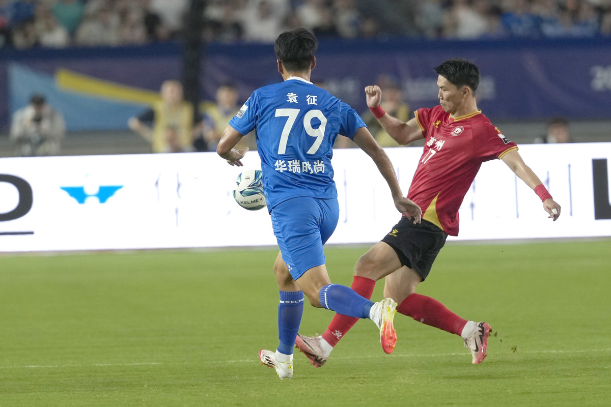 爱游戏-包含转折点！巴黎圣日耳曼状态回暖；CBA季后赛冲刺阶段攻防权衡；底气十足；阵容厚度经受考验的词条