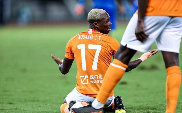 爱游戏体育-中超今晚走向成谜，纽卡斯尔防线松动，底气十足，医务组通报恢复的简单介绍